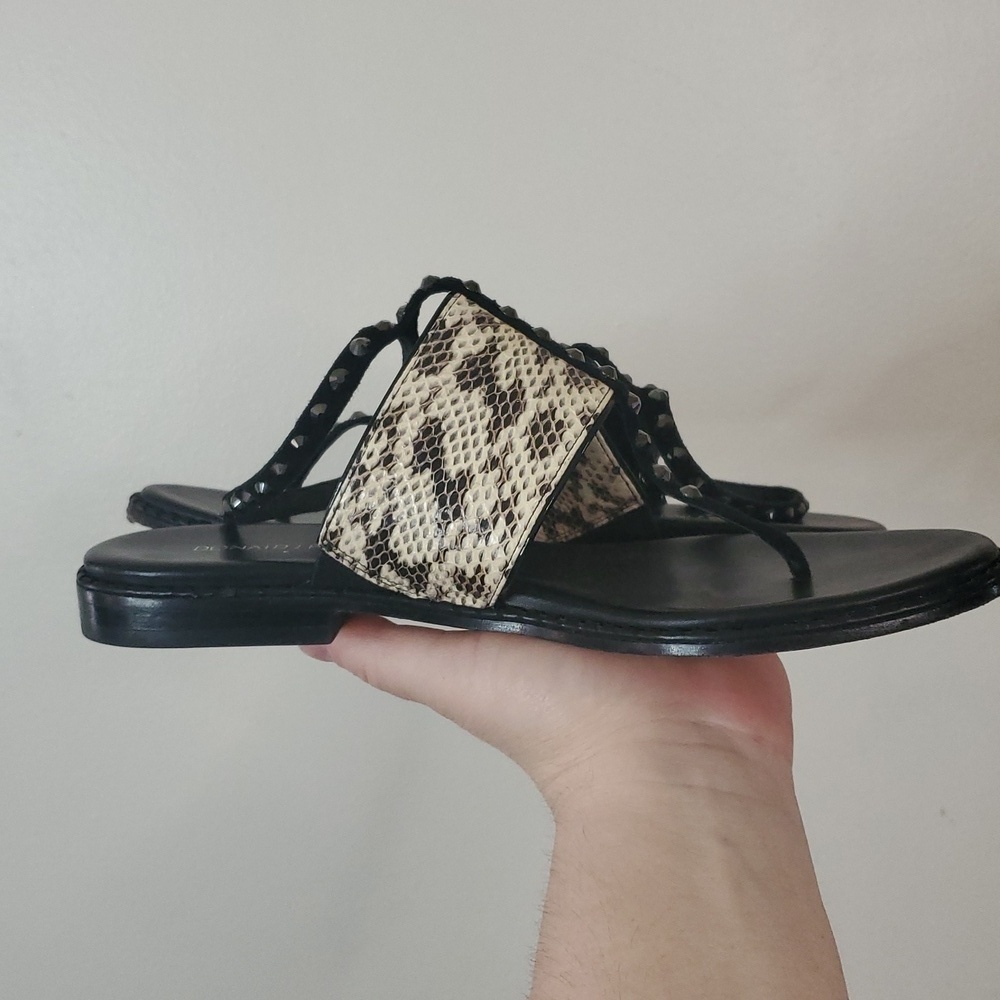Donald J Pliner Lacy SP Animal Printed Sandals Size 8 Ankle Strap Stud Details - Picture 3 of 12